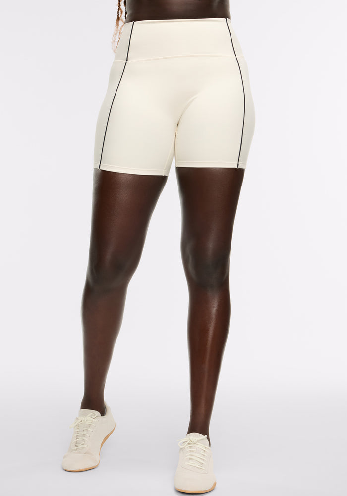 Cadent Contrast Piped Bike Short 5"