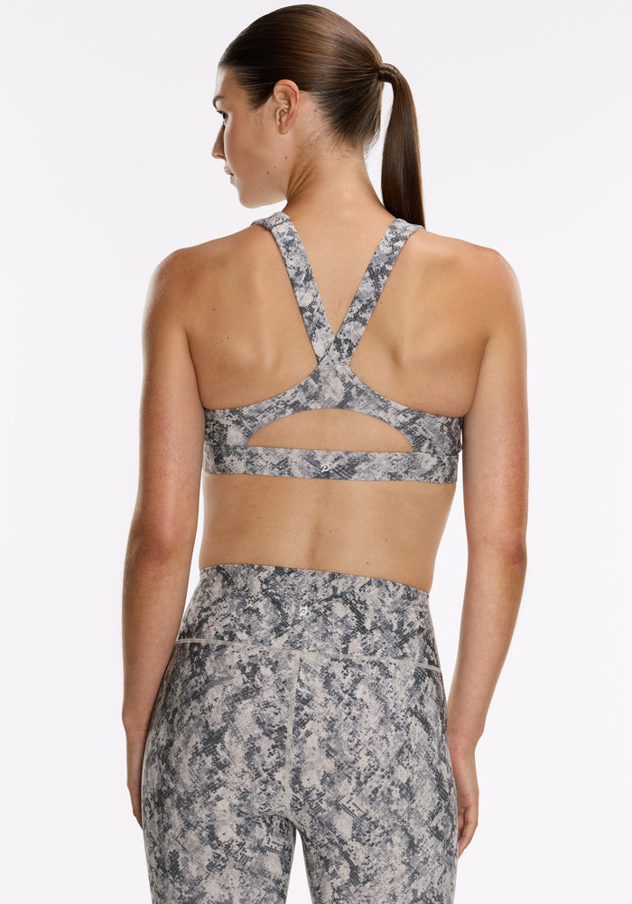 Cadent V-Back Bra