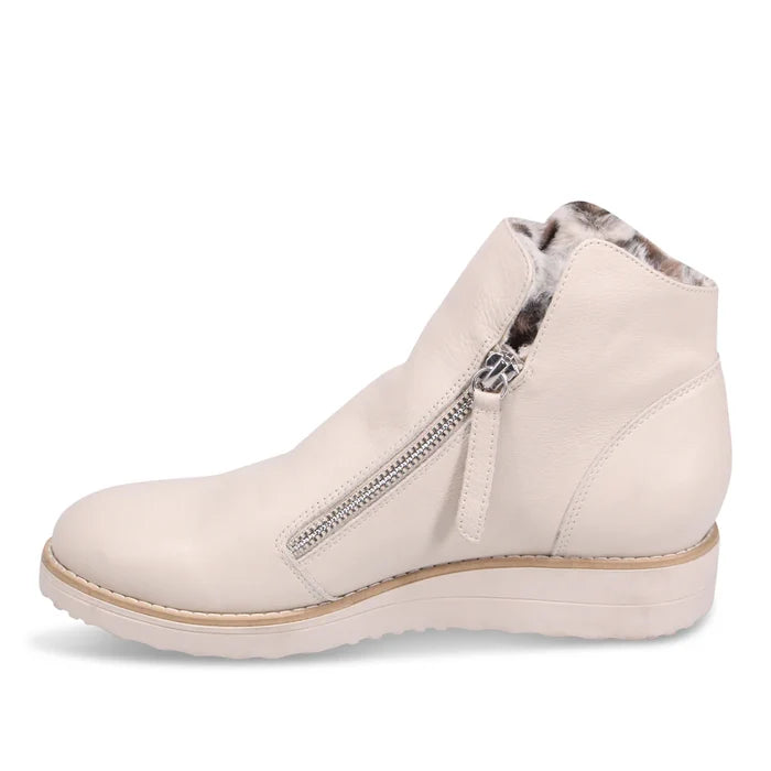 Django & Juliette OPAL Flatform Boot in Vanilla - Crush Marketplace