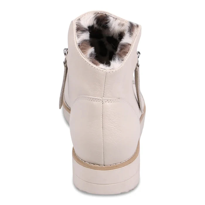 Django & Juliette OPAL Flatform Boot in Vanilla - Crush Marketplace