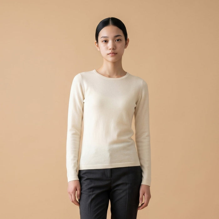 Dunedin Cashmere Women's 100% Cashmere C - Neck Jumper – Cloud White - Heritage Of Scotland - S