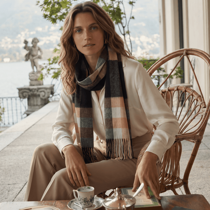 Edinburgh Cashmere Premium Lightweight Scarf - Soft Luxury Wrap - Bankfield Black Spray - Heritage Of Scotland -