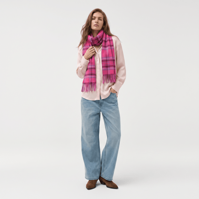 Edinburgh Cashmere Premium Lightweight Scarf - Soft Luxury Wrap - Stewart Bright Pink - Heritage Of Scotland -