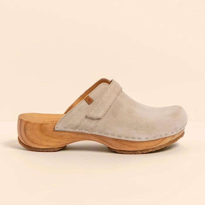 El Naturalista N5834 Clog in Cream - Crush Marketplace