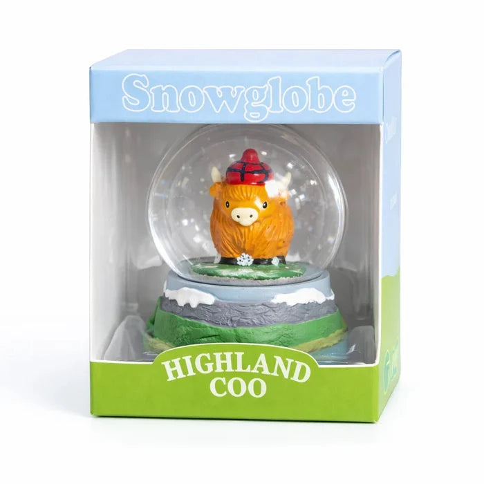 Highland Coo Snowglobe – Scottish Cow Souvenir Gift with Tartan Hat - Heritage Of Scotland -