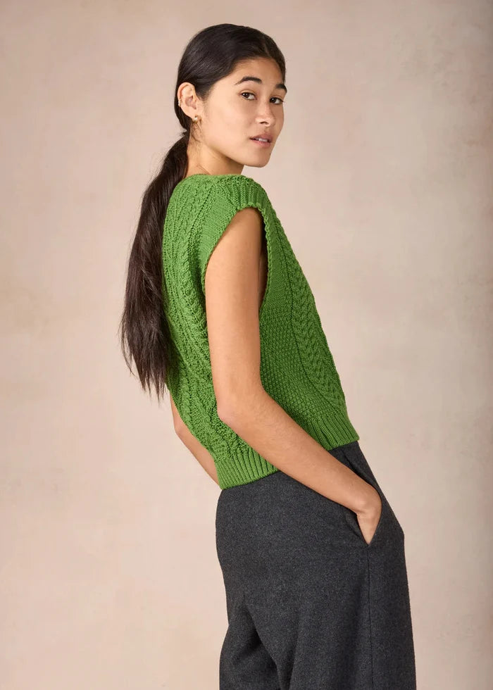 IrelandsEye Sweetpea V-Neck Diamond Vest | Moss