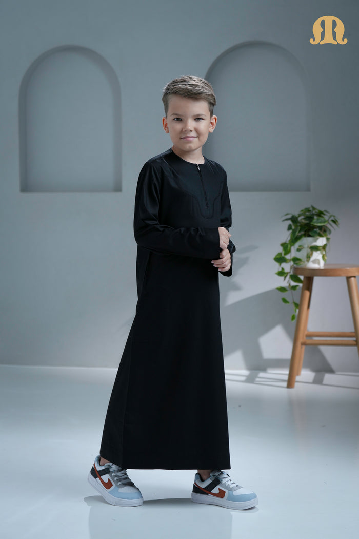 Kurvig Omani Black Thobe for Kids