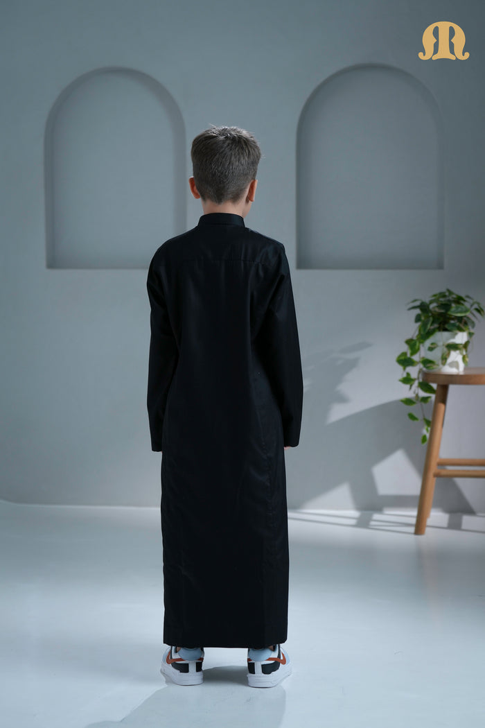 Kurvig Saudi Black Thobe for Kids