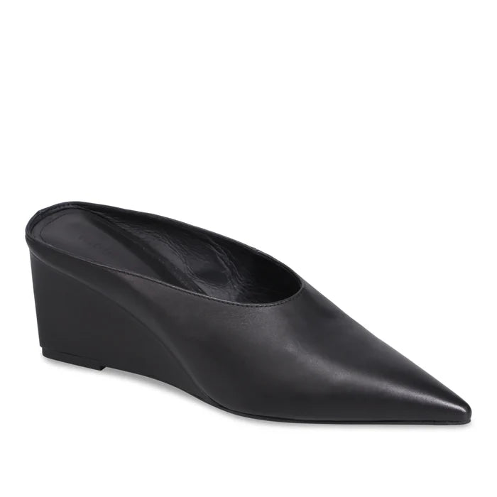 Mollini LOE Heeled Mule in Black