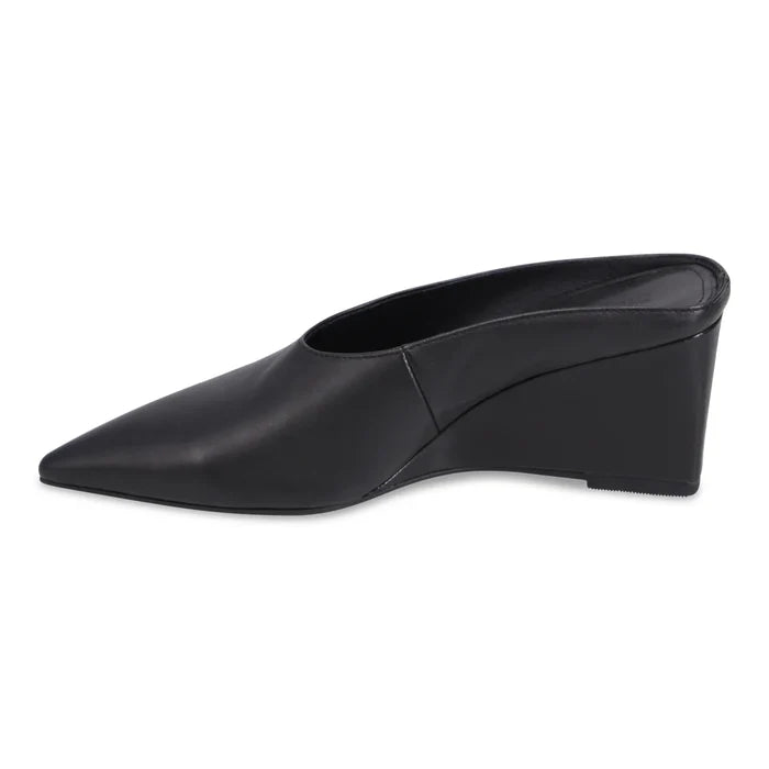 Mollini LOE Heeled Mule in Black