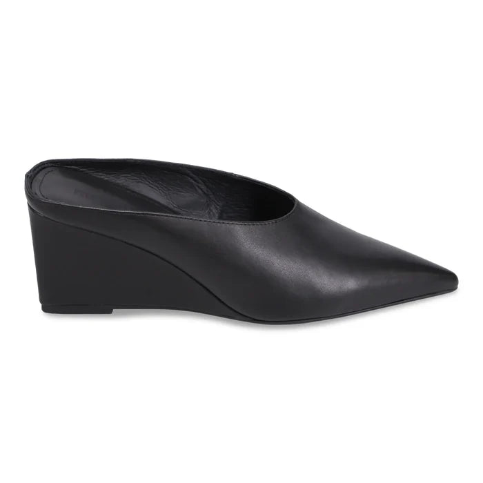 Mollini LOE Heeled Mule in Black
