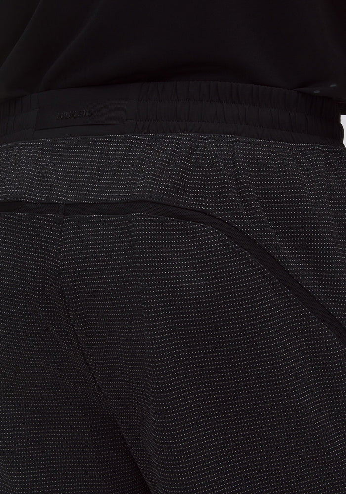 Pace Breaker Reflective Linerless Knit Short 7"