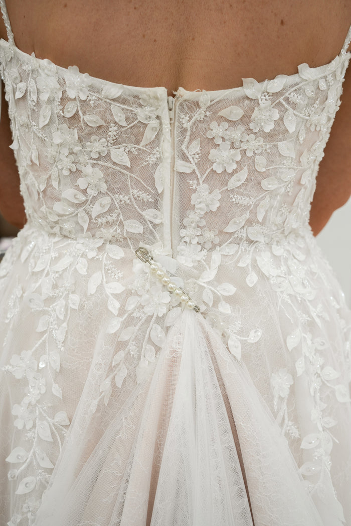 Pearl Wedding Gown Train Bustle Pin - Accessory - Honey Fawn