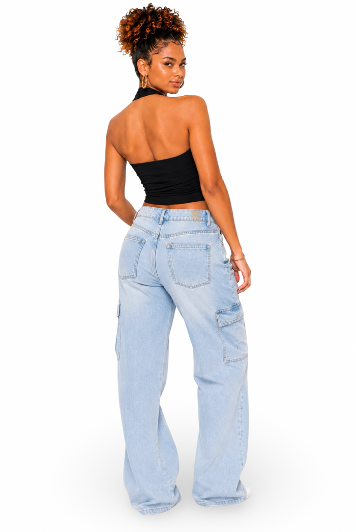 Vi Vi - Women's Front V Cut Micro Ribbed Stretch Halter Neck Crop Top